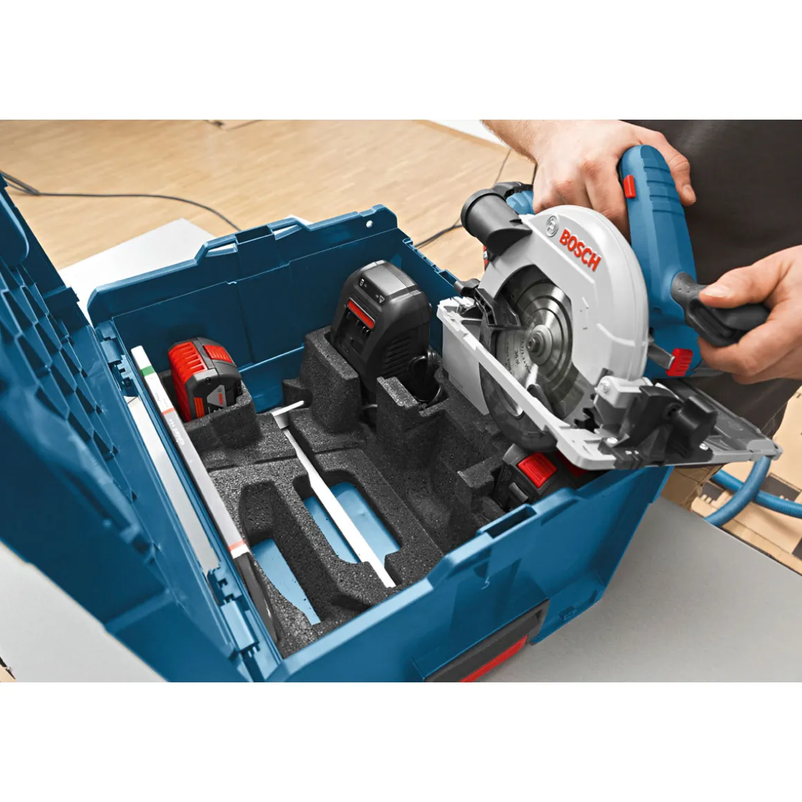Bosch Professional Akku-Kreissäge GKS 18V-57 G solo