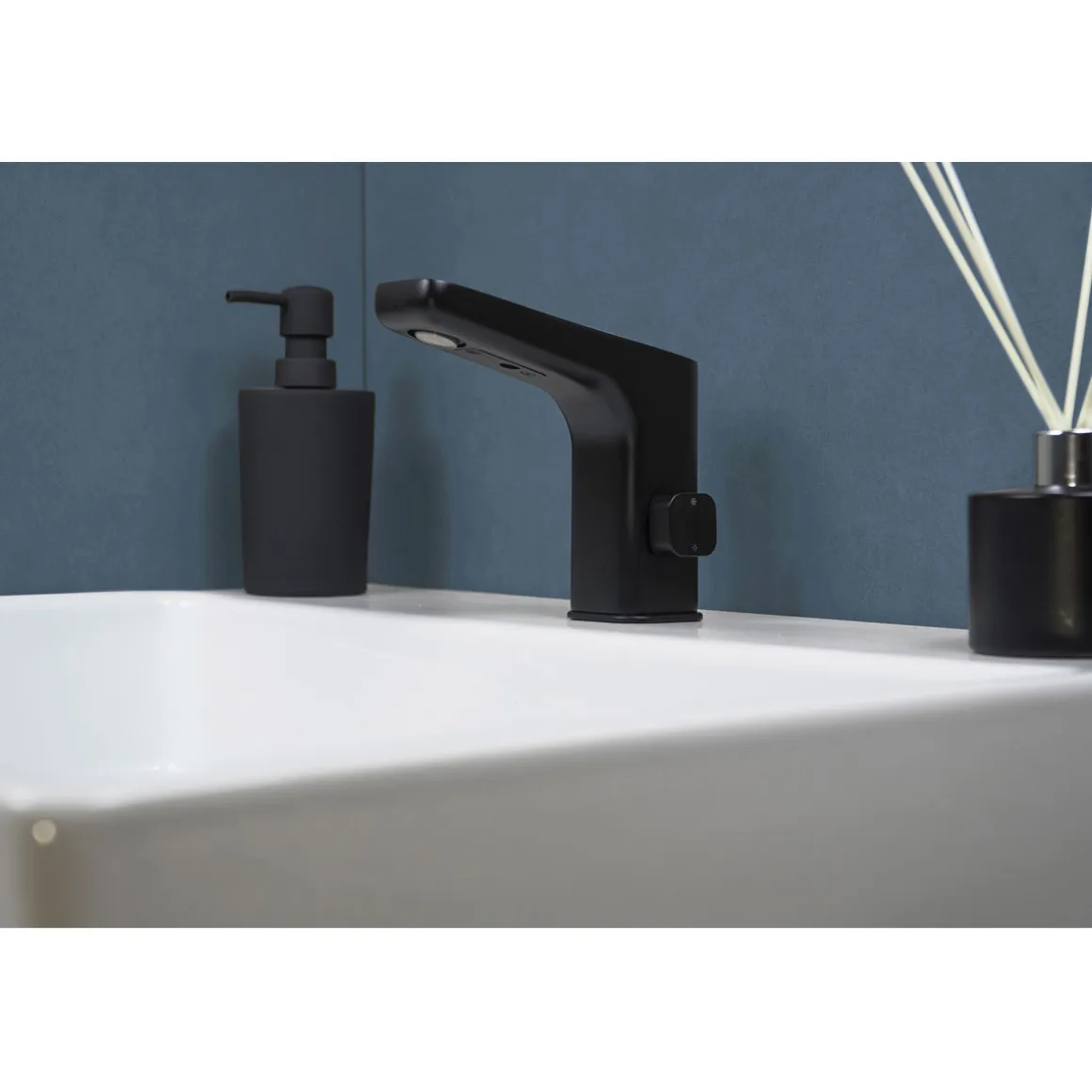 deante Sensor Waschtischarmatur HIACYNT schwarz