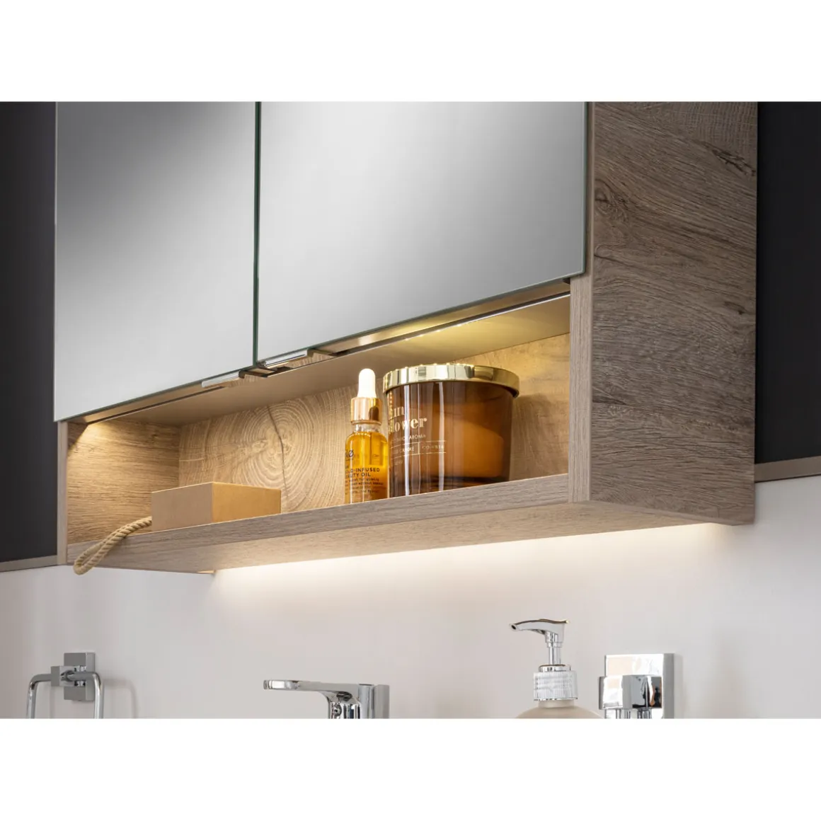 Fackelmann Spiegelschrank B.Style 600 x 812 x 153 mm Nature Oak LED