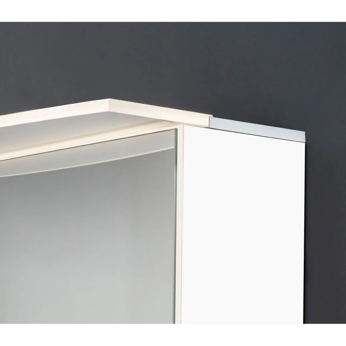 Fackelmann Spiegelschrank B.Style 600 x 812 x 153 mm Weiß LED