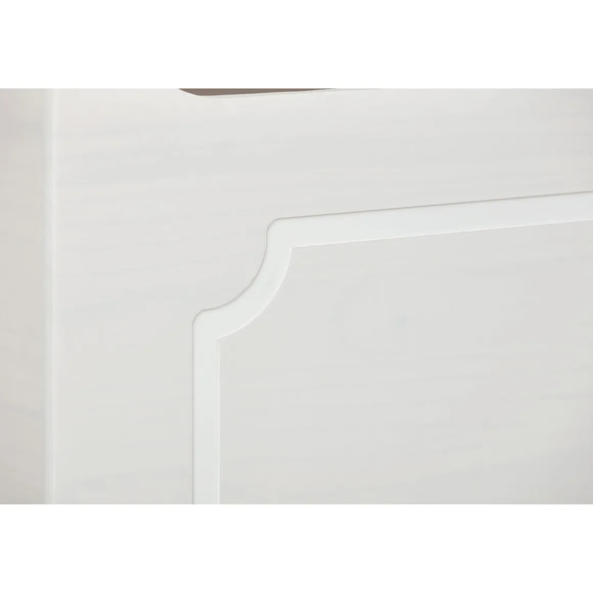 Inter Link Massivholztruhe „Emel“, weiß lackiert, 89x53x47 cm