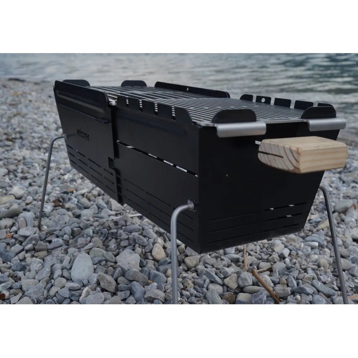 Knister Holzkohlegrill Original Grillfläche 20 x 28-49 cm auseinanderziehbar