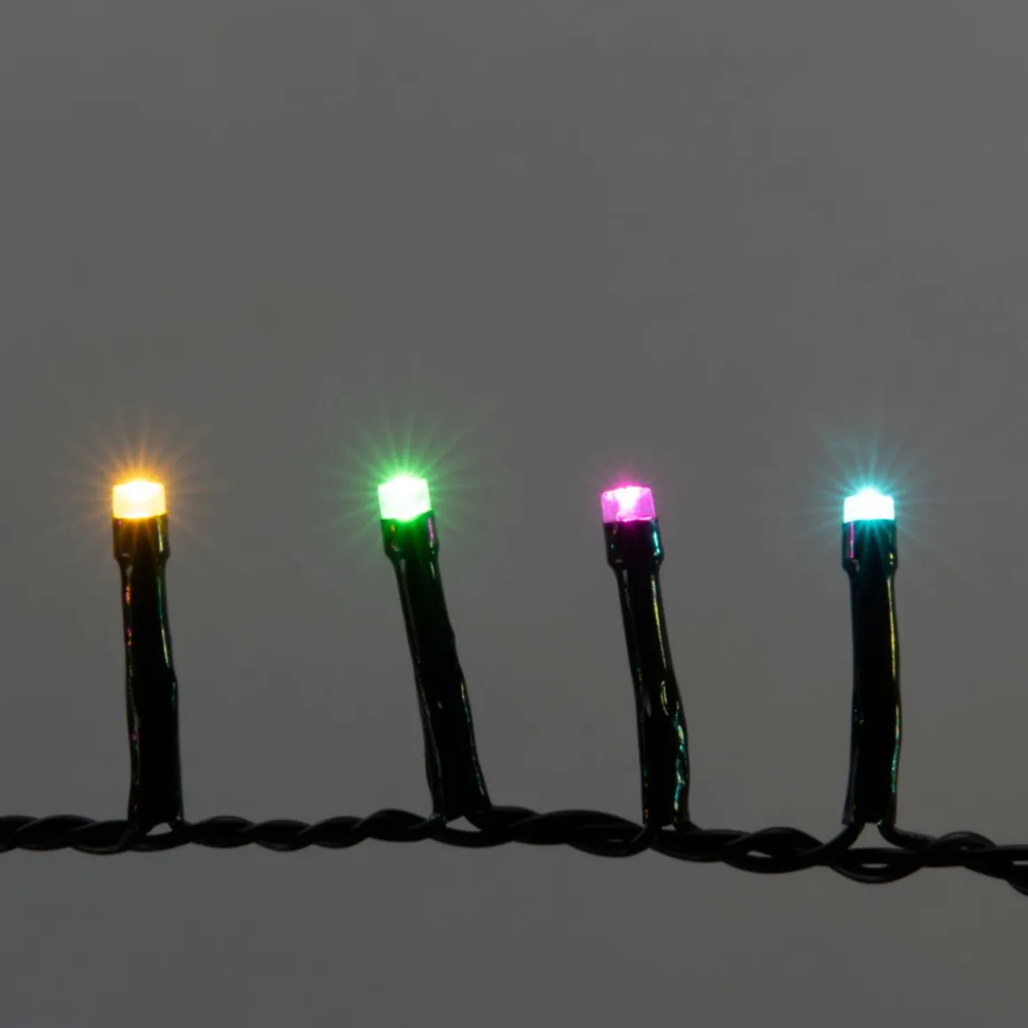 Konstsmide LED Minilichterkette mit 600 bonbonfarben LEDs