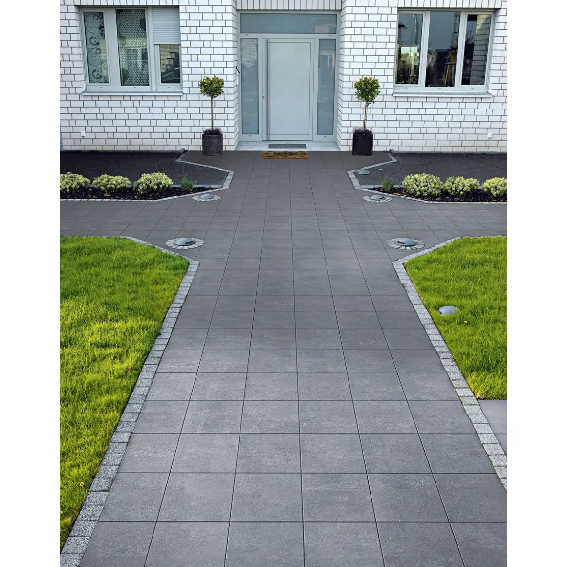 Lusit Beton-Gehwegplatte anthrazit 30 x 30 x 4 cm