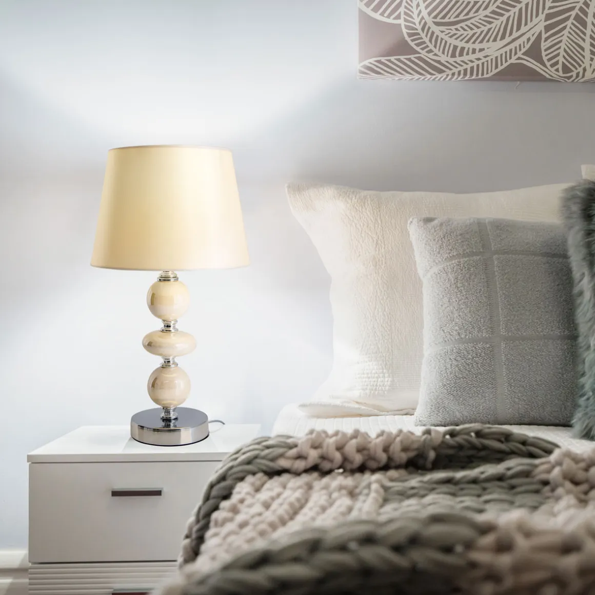 näve Tischleuchte Araga beige