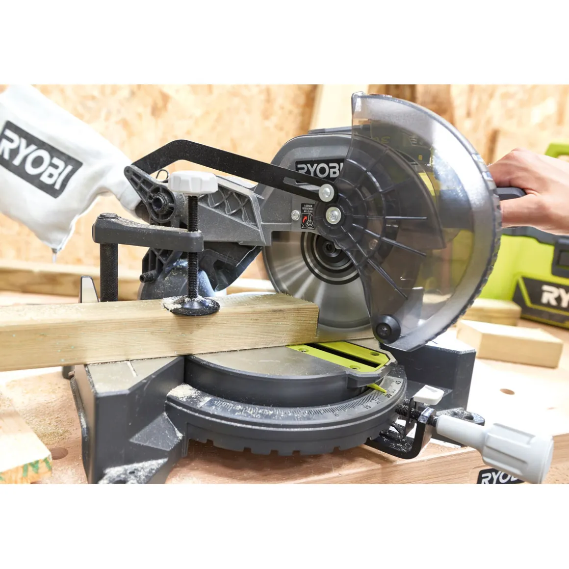 Ryobi Akku-Kapp- und Gehrungssäge EMS190DCL ohne Akku und Ladegerät