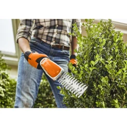 Stihl Akku-Heckenschere HSA 26