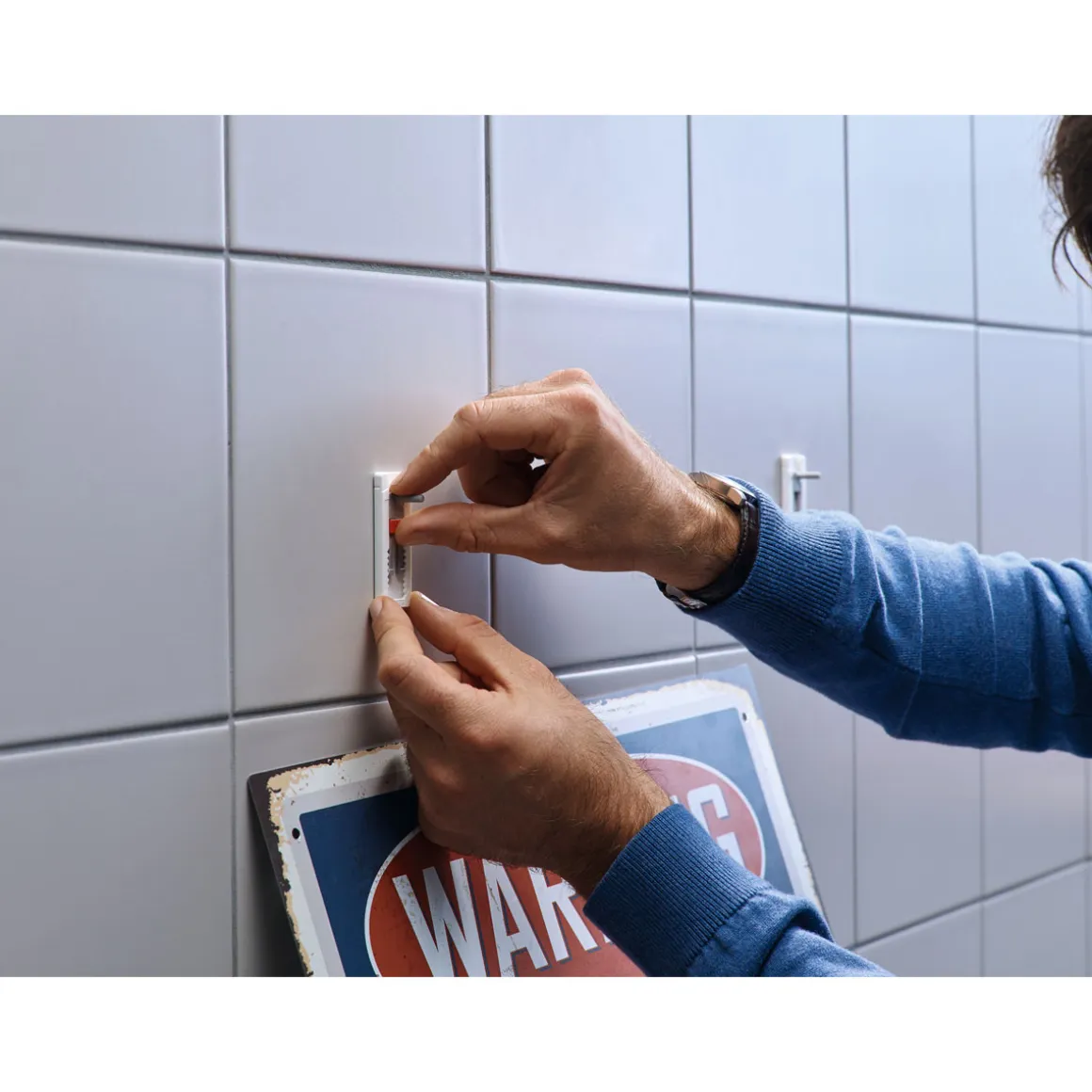 Tesa Klebenagel für Fliesen 2 Stück Traglast 2 x 3 Kg