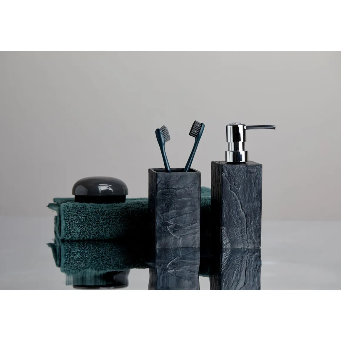 Wenko Seifenspender Slate Rock ca 250 ml